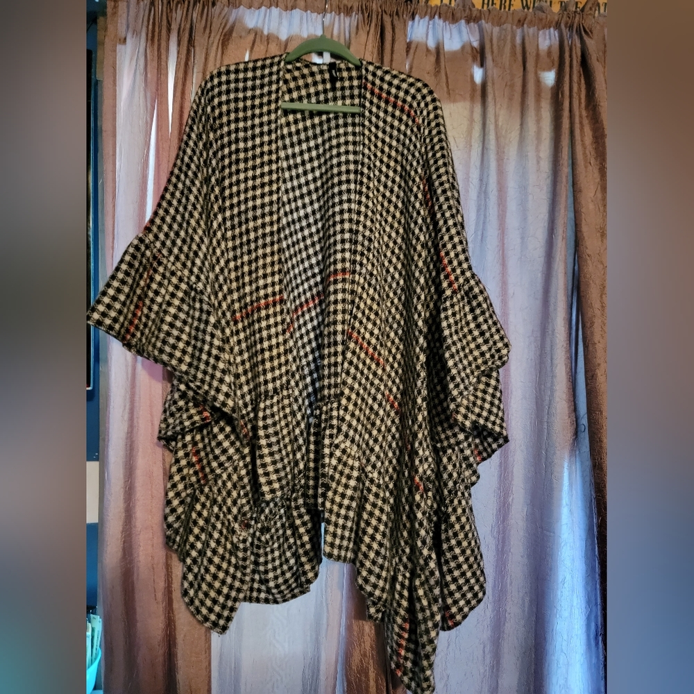 TORRID Black Gingham & Red Stripe Ruffle Ruana Sweater - One Size